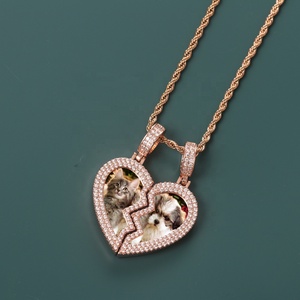 Personalizado Hip Hop memoria imagen colgante chapado en oro latón <span class=keywords><strong>Corazón</strong></span> Roto parejas Iced foto sublimación amor medallones collar - Product Image 4