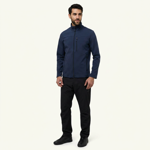 Veste Softshell Homme Personnalisée Coupe-Vent Tendance avec Revêtement Imperméable et Coupe-Vent Chaud, Col Montant en Toile Souple, Capuche Vintage - Product Image 1