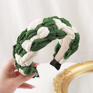 Serre-tête lumineux tricoté à la main pour femme, motif nœud, haut de gamme, 7,5 cm, tendance, Nouvel An du Cheval, vente en gros transfrontalière - Product Image 3
