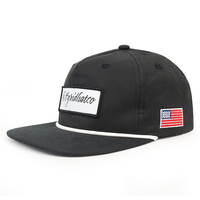 Casquette Snapback en nylon à cinq panneaux, visière plate, couronne basse, avec cordon, vierge, en gros