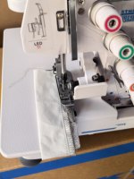 JUKKY 535 Machine à coudre domestique manuelle mini surjeteuse à trois fils pour surjetage de tricot