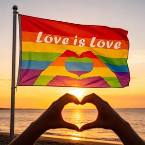 Bandera de Arcoíris de Poliéster de Doble Cara, Tamaño Grande, Love Is Love, para Decoración Interior y Exterior - Product Image 4