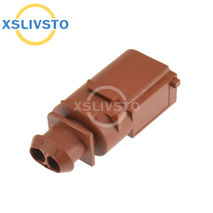 2 חורים DJ7022BA-1.5-11 תקע לשינוי רכב מתאים למחבר לרכב פולקסווגן עם מסוף - Product Image 4