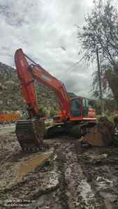 Excavatrice sur chenilles d'occasion Doosan DH300LC DX300, 30 tonnes, bon état, moteur Doosan, pompe hydraulique KYB, marteau hydraulique certifié CE - Product Image 5