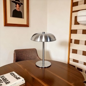 Lampe de bureau LED YONGZE, style rétro simple, ambiance café, lampe en métal en forme de champignon, charge USB tactile, gradation infinie, lampe de bureau pour bar - Product Image 1