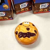 Креативные забавные игрушки-сквиши в виде печенья: коробка-сюрприз с забавными выражениями, медленно восстанавливающие форму, антистрессовые игрушки-фиджеты в виде печенья для снятия стресса