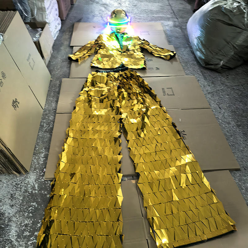 Costume échasses miroir doré avec casque lumineux