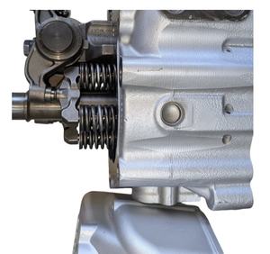 Conjunto de Cabeza de Cilindro MTU 4000, Cabeza de Cilindro de Alta Calidad, Disponible en Stock - Product Image 6