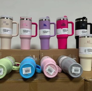 Nuevo Vaso Térmico de Acero Inoxidable 304 de 40oz, Portátil para Auto, con Diseño de Vaso para Hielo, Disponible en Stock - Product Image 1