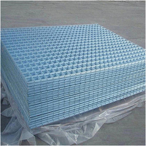 Hot Dipped Galvanized Welded <strong>Wire</strong> <strong>Mesh</strong> Panel - Product Image 3