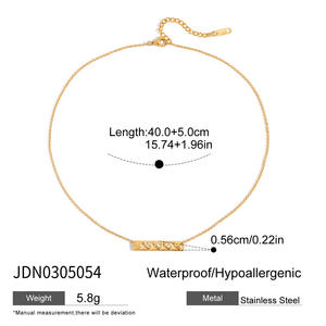 Collier pendentif goutte d'eau délicat en acier inoxydable plaqué or 18 carats avec logo personnalisé, chaîne fouet, vente en gros Europe Amérique - Product Image 4