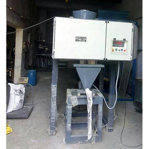 Machine d'emballage automatique d'engrais agricoles, système de pesage et de remplissage haute précision pour sacs de poudre et granulés en plastique de 20 kg à 50 kg - Product Image 2