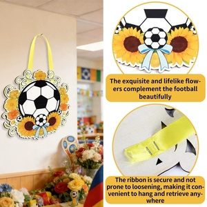 Plaque murale en bois en forme de ballon de football avec ruban, décoration murale sur le thème du sport, idée cadeau pour les fans - Product Image 4