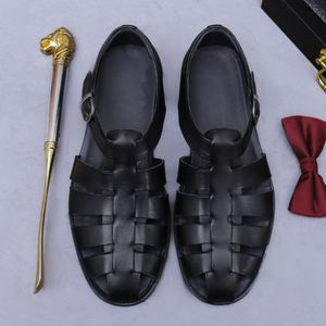 Sandalias de Hombre de Cuero Genuino Marrón con Punta Abierta y Correa con Hebilla, Transpirables, para Vestir en Verano - Product Image 2