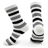 ZHOGNDE femmes école automne hiver nouveau style noir blanc rayé vintage mi-mollet scrunch coton équipage chaussettes