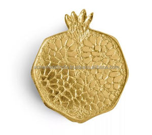 Juego de 4 posavasos redondos de metal de diseño elegante con acabado liso, perfectos para el disfrute del té y el café en la cocina del hogar - Product Image 5