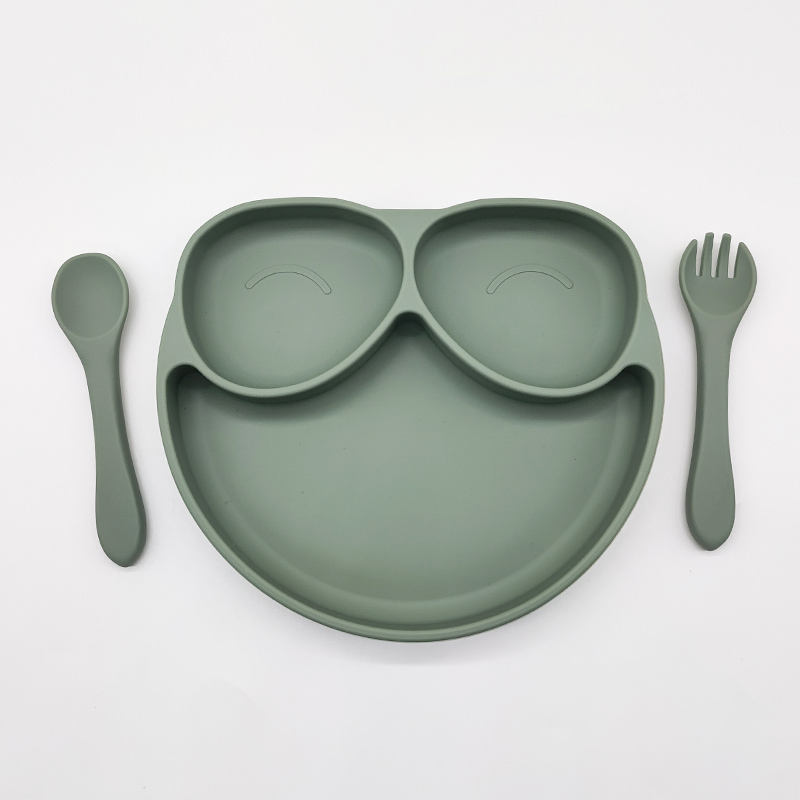 สีเขียว