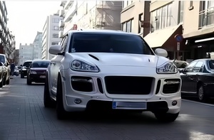 Para Porsche Cayenne <span class=keywords><strong>957</strong></span> es un kit de carrocería estilo Msy con parachoques delantero y trasero, capó de motor, guardabarros de cuerpo ancho y rueda Ar - Product Image 4