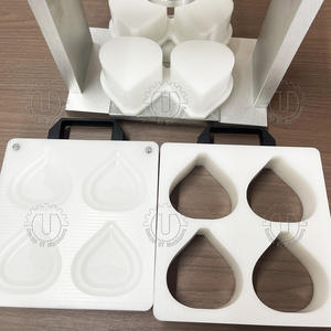 เครื่องทำบาธบอมแบบใช้ลมอัด ยี่ห้อ UT สำหรับมืออาชีพ ใช้ได้กับแม่พิมพ์หลากหลายรูปแบบ ใช้ทำแชมพูบาร์ได้ง่าย ใช้งานสะดวก กำลังการผลิต 200 ชิ้น/ชม. - Product Image 4