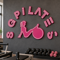 Letrero LED Empotrado con Logotipo de Neón y Cuerpo 3D de Acero Inoxidable Rosa para Recepción de Gimnasio o Club de Fitness Femenino y Exhibición en Pared Interior
