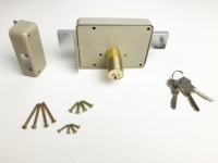 Serrure de porte principale à pêne dormant, poignées de porte montées en saillie, sécurité renforcée pour porte extérieure