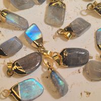 Pendentif irrégulier en labradorite à haute brillance, sans fer, le plus vendu, pour la création de bijoux DIY, accessoire de collier