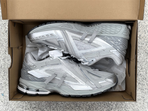 1906R レトロチャンキースニーカー、マルチカラー、軽量、レターロゴ、メッシュ、通気性、チャンキーカジュアルソール - Product Image 2