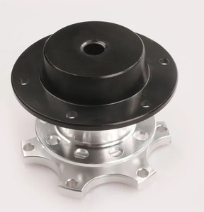 Kit Adattatore Mozzo Volante a Sgancio Rapido Scanalato Universale in Alluminio per Volanti da Corsa, Adatto per Aftermarket - Product Image 1