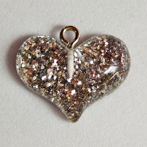 Colgantes de resina con forma de corazón brillante para la creación de joyas DIY: pendientes, collares, pulseras, accesorios para llaveros hechos a mano - Product Image 5