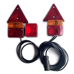 Lámpara trasera de remolque Xinzhiran Autokins 7pin con reflector y luces antiniebla para remolque europeo - Product Image 1