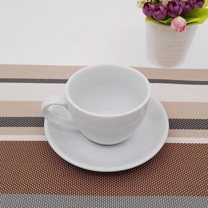Commercio all'ingrosso a buon mercato <span class=keywords><strong>tazze</strong></span> di acqua bianco nero ceramica tazza di caffè <span class=keywords><strong>tazze</strong></span> <span class=keywords><strong>da</strong></span> tè e piattini - Product Image 2