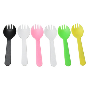 Cuchara-tenedor desechable de plástico rosa, 2.3g cada una, para fiestas - Product Image 3