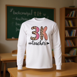 Camiseta de manga larga para profesores 3K con diseño de regreso a clases - Product Image 3