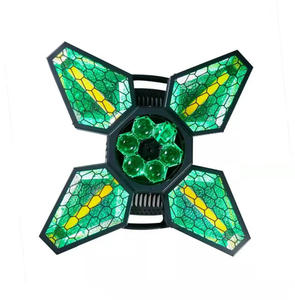 Lumière de scène professionnelle à 4 feuilles en nid d'abeille, ventilateur rotatif RGB, effet stroboscopique pour les concerts, les scènes de DJ, les clubs et les lieux de divertissement - Product Image 1