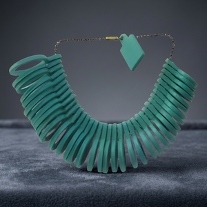 s179c Jauge de taille de bague en plastique vert 1-36 Norme continentale 13.0-24.2mm Boucles de mesure pour doigts Outils de bijouterie Fourniture en gros - Product Image 3