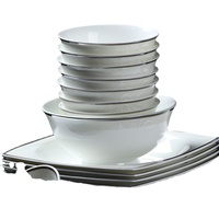 Vaisselle en Porcelaine Fine de Jingdezhen en Gros, Compatible Micro-ondes, avec Incrustations Dorées et Peintures à la Main, Bols et Assiettes au Design Moderne, Luxe Léger