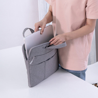 Sac d'affaires très vendu de 13 pouces, grande capacité, housse pour ordinateur portable imperméable avec matériau en polyester épaissi