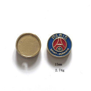 Colgantes de esmalte populares al por mayor con diseños de equipos de fútbol, banderas nacionales, mapas y corazones, con efecto de goteo de aceite, para aficionados, accesorios de joyería apilables DIY - Product Image 6