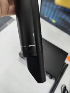 Système de micro sans fil professionnel pour karaoké EIF K11 UHF, microphone dynamique original <span class=keywords><strong>en</strong></span> métal pour le chant - Product Image 5