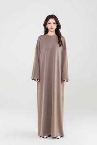 طقم كلاسيكي للنساء المسلمات من قطعتين عباية مفتوحة وفستان طويل الأكمام قابل للتخصيص - Product Image 6