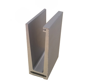 Base de poste de barandilla de aluminio para escalera de valla de aluminio con accesorios listos en stock, hardware de barandilla de vidrio de canal en U de aluminio