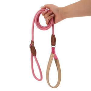 Correa de Cadena para Perro de Color Sólido con Mango de Cuero, Cuerda de Nailon Resistente, Correa Deslizante para Entrenamiento y Paseo, Correa 2 en 1 para Mascotas - Product Image 4