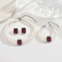 Ensemble de bijoux ethniques 3 couches de fausses perles de turquoise collier de perles bling strass cristal perle boucles d'oreilles bracelet tour de cou