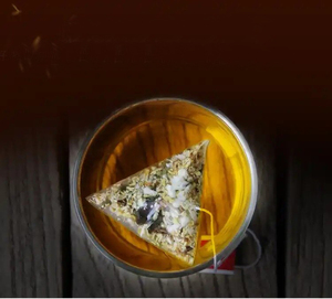 Sachets <span class=keywords><strong>de</strong></span> thé triangulaires bio naturels <span class=keywords><strong>de</strong></span> 3 grammes avec antioxydants, emballage en vrac - Product Image 1