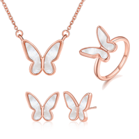 Parures de bijoux en gros personnalisables : Bagues papillon en argent plaqué or 18 carats, colliers pendentifs en nacre et boucles d'oreilles clous