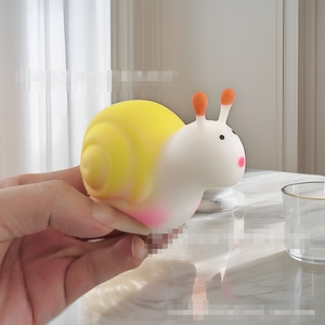 Jouet escargot qui se contorce, pour soulager le stress, stimulation sensorielle tactile, cadeau créatif résistant à la pression, jouet en caoutchouc souple - Product Image 2