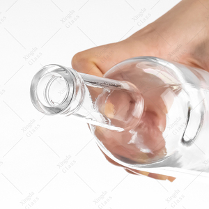 Botella de licor de cristal redonda transparente personalizable al por mayor 100ml 500ml 750ml Gin <span class=keywords><strong>Vodka</strong></span> y Tequila sellado de corcho - Product Image 2