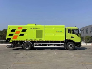 Camion balayeuse routière Dongfeng Tianjin 4x2 8 tonnes avec fonctions de lavage, pulvérisation et aspiration pour le nettoyage des routes - Product Image 2