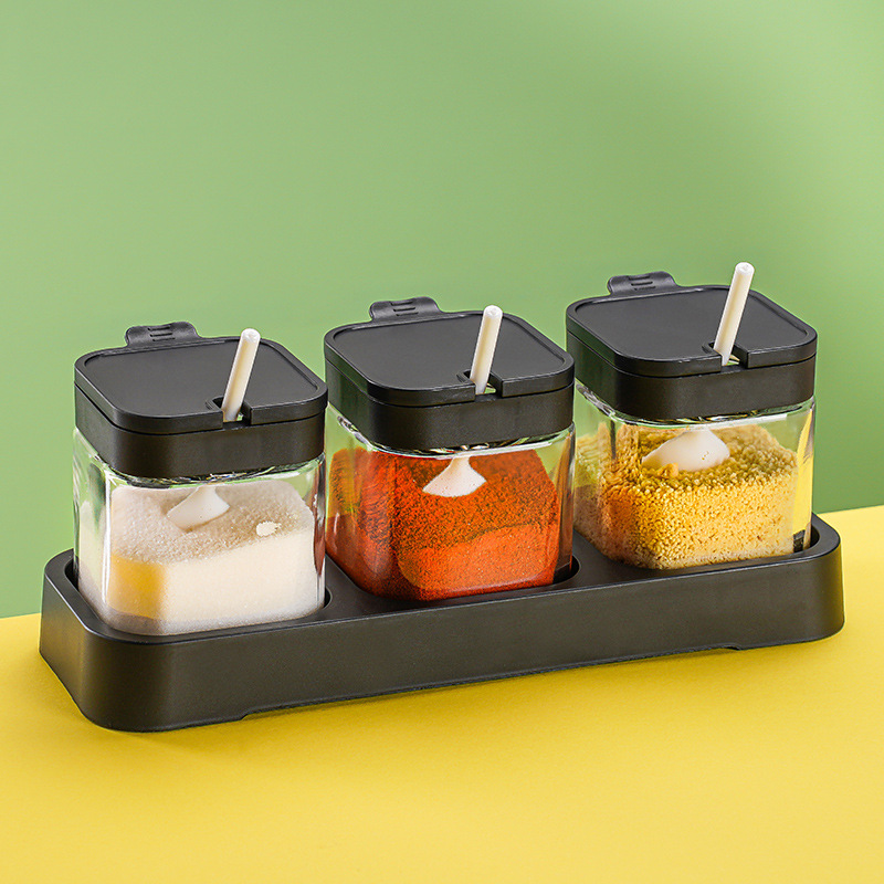 Hot Selling Factory Price Kitchen Glass Spice Storage Jar Glass Spice Bottle with Spoon and Lid Three-piece Set