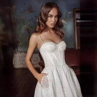 Robe de mariée LY-WD0556 robe de mariée paillettes brillantes dentelle jupe de mariée Spaghetti sangle haut sans manches corset dos nu brosse train